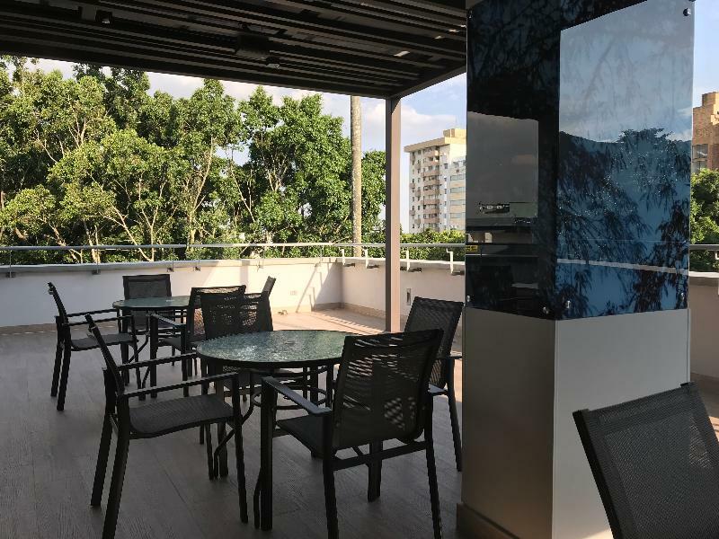 Park V Hotel & Suites Cali Exterior photo